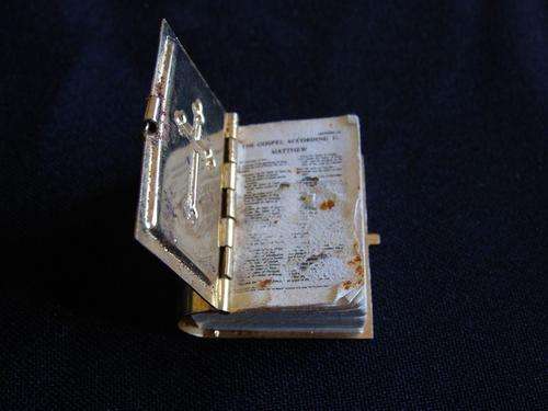 Miniature Pocket Holly Bible
