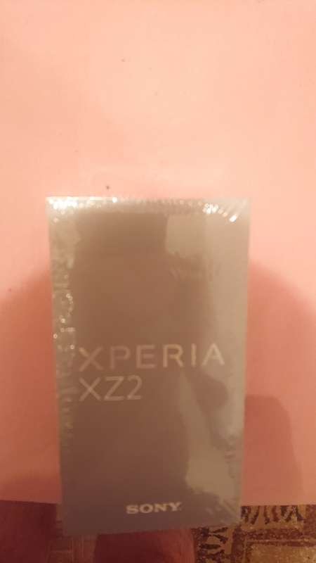 Sony Xperia XZ2, excellent condition