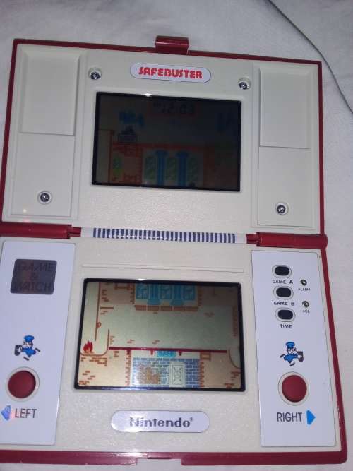 nintendo Game and watch safe buster