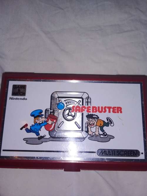 nintendo Game and watch safe buster