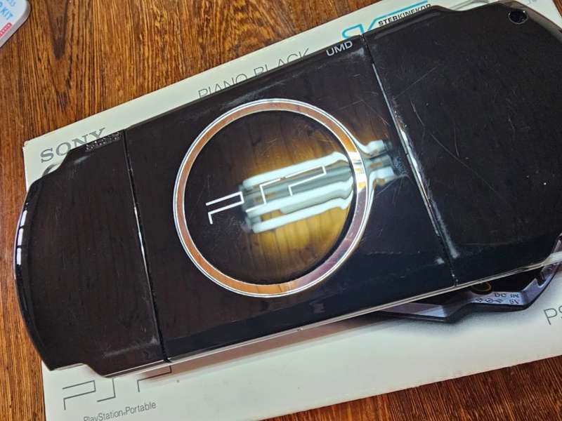 Sony PSP Slim & Lite console (PSP-3004)