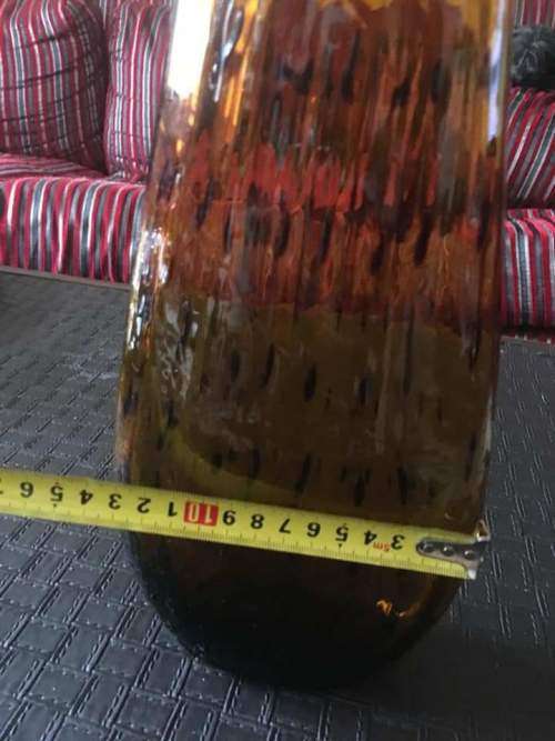 Two stunning Murano Artglass Teardrop Leopard vases