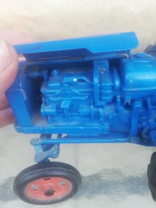 RARE CHAD VALLEY FORDSON MAJOR CLOCKWORK WIND-UP TRACTOR
