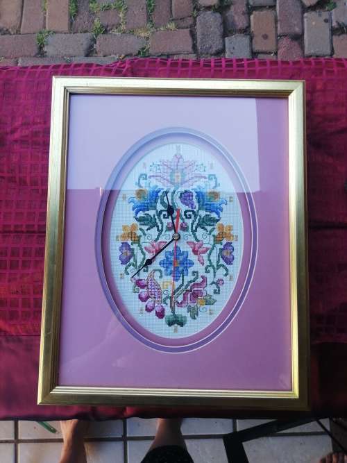Stunning vintage tappistry clock, deep framed.