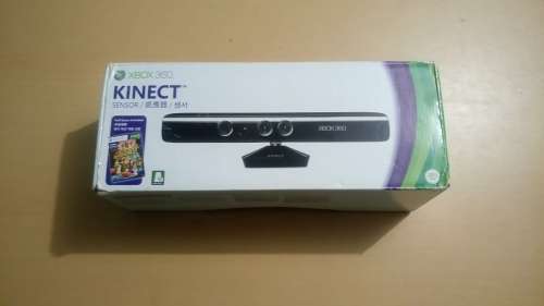 Xbox 360 kinect with bundled game