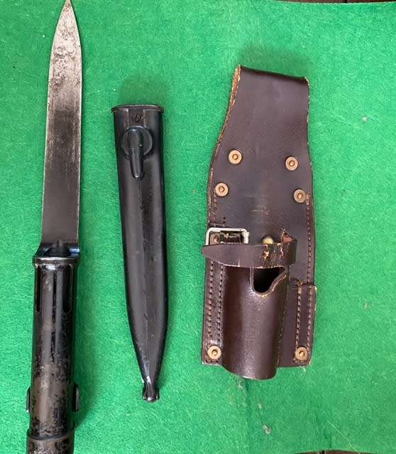R1 BAYONET MILITARIA