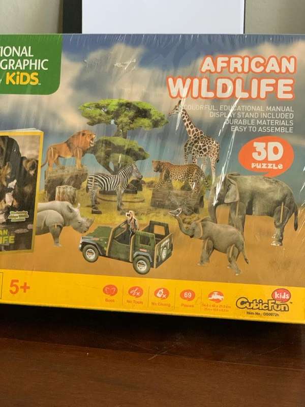NATIONAL GEOGRAPHIC 3D PUZZLE