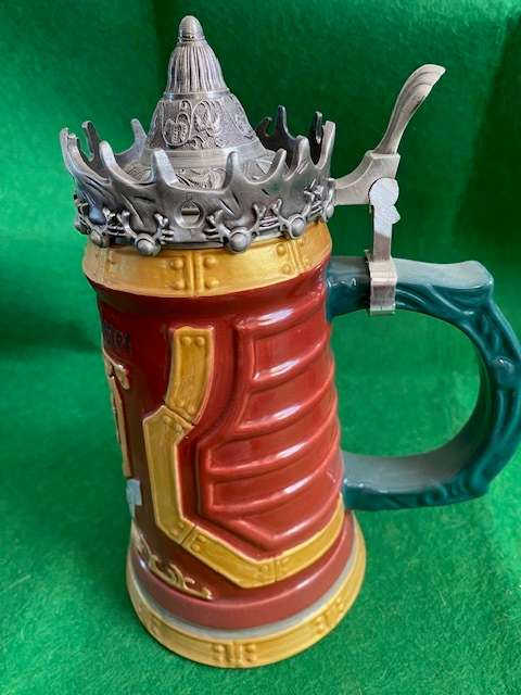 GAME OF THRONES HOUSE OF LANNISTER BEER STEIN