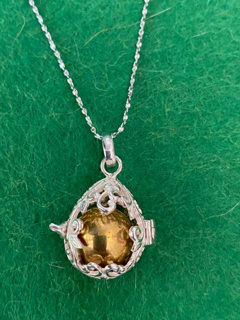 ENGELSRUFER NECKLACE WITH BASKET PENDANT AND SOUND BALL