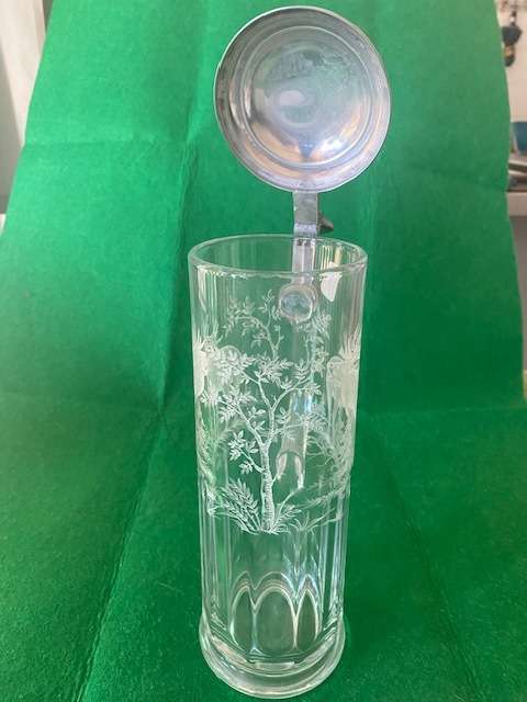 VINTAGE CLEAR EDGED GLASS BEER STEIN ELK SCENE
