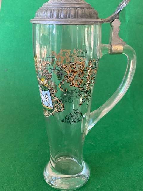 BEER STEIN CLEAR EDGED GLASS WITH LID