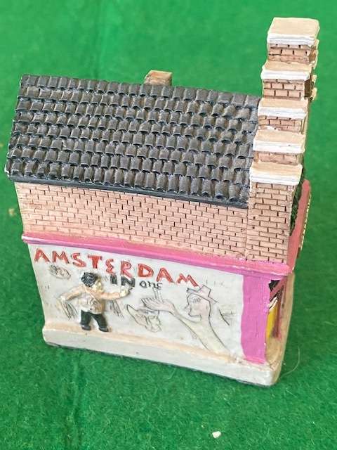 IMPORLTED FROM NETHERLANDS MINIATURE AMSTERDAM BUILDING REPLICA ORNAMENTS