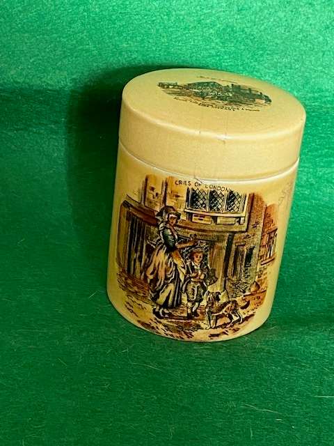 VINTAGE CRIES OF LONDON DEVON PORCELAIN STORAGE JAR 8 OZ