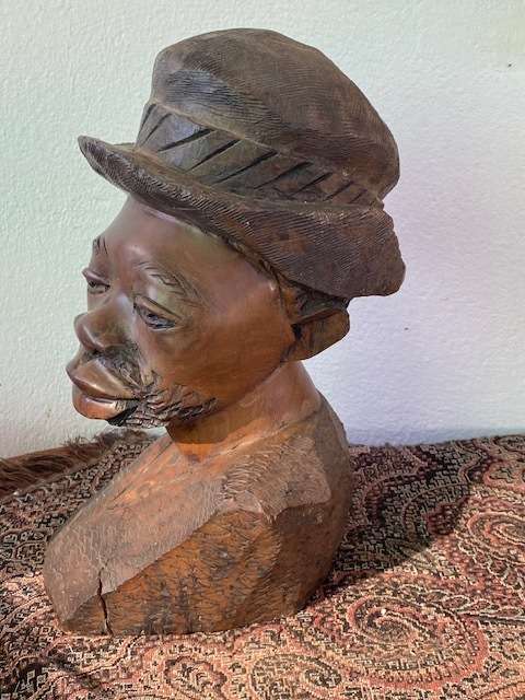SOLID WOOD AFRICAN BUST