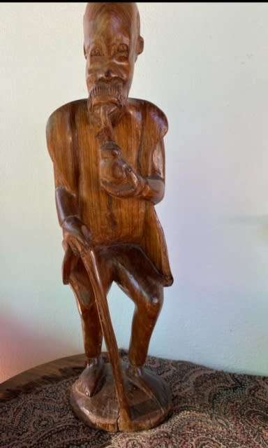 WOODEN AFRICAN SCULPTURE MAN SMOKING PIPE