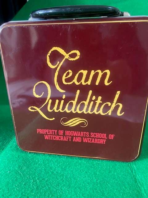 Harry Potter GRYFINDOR METAL LUNCHBOX