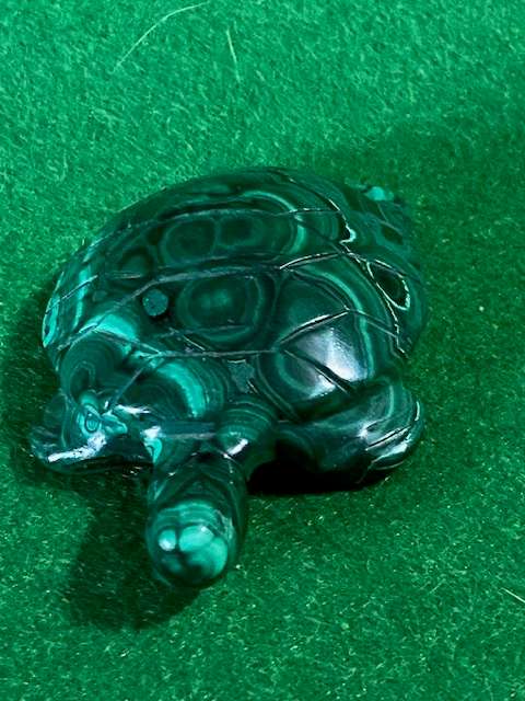 AFRICAN MELACHITE TURTLE ORNAMENT