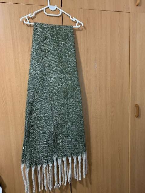 EXTRA LONG PURE WOOL SCARF