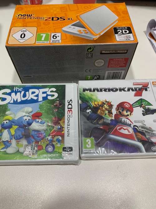 Nintendo 2DS Xl & 2 Games