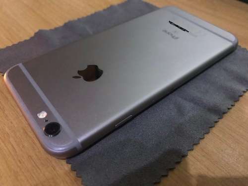 Apple iPhone 6S A1688 16GB LTE Flawless condition with Box and Case. WELL LOOKED AFTER.