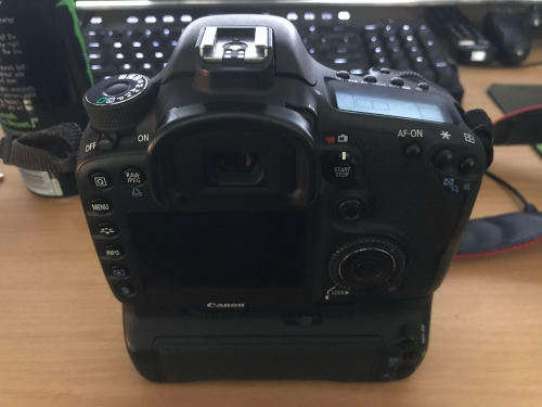 Canon 7D MK1 - Near perfect condition.