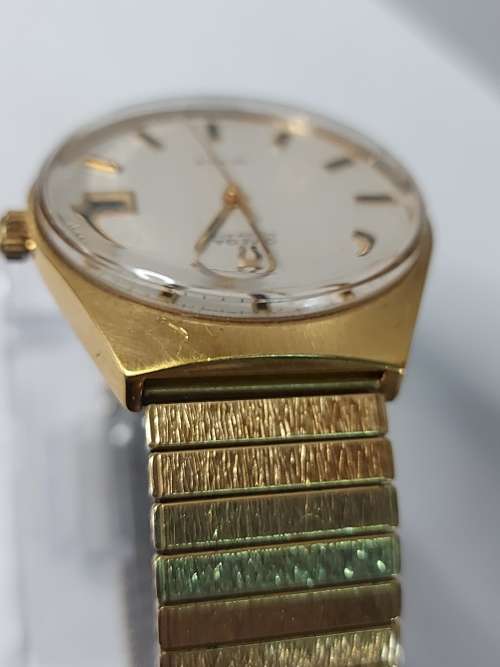 Vintage Omega de Ville Auto