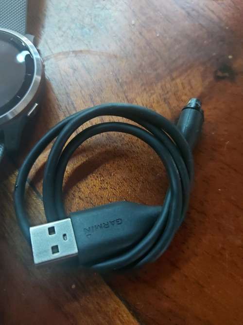 Garmin Vivoavtive 4