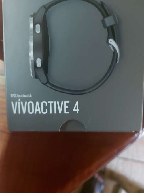 Garmin Vivoavtive 4