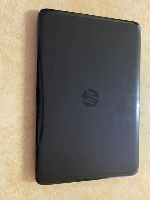 6th Generation HP Core i3 | 4gb ram | 1tb hdd | Radeon Graphics!!!