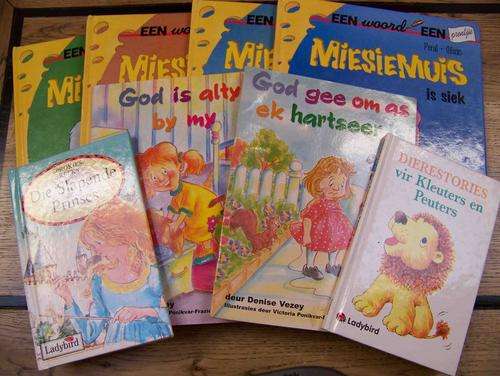 Miesie Muis asook die Slapende Prinses - Vir begin lesers