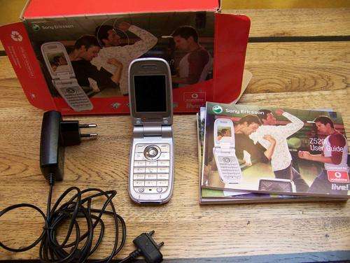 Sony Ericsson Z520i --------------CRAZY 1 RAND---------------