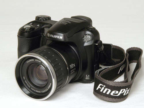 Fujifilm Finepix S5600 + Free 1Gb Xd Card