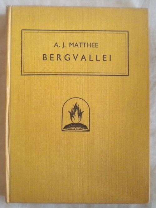 Bergvallei deur AJ Matthee