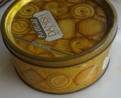 Pot O`Gold danish butter cookies tin