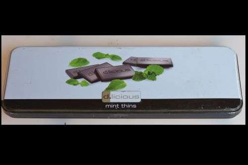 D.licious mint thins tin