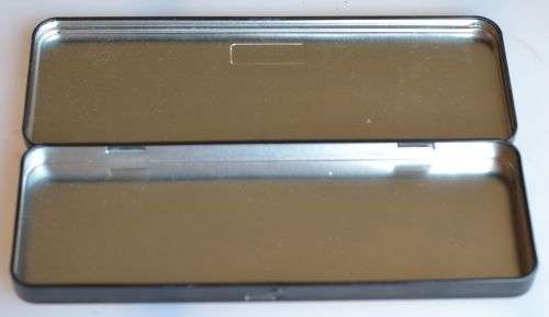 D.licious mint thins tin