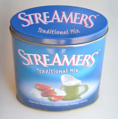 Streamers tin