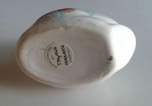 Swan ornament (Taurus ceramics)
