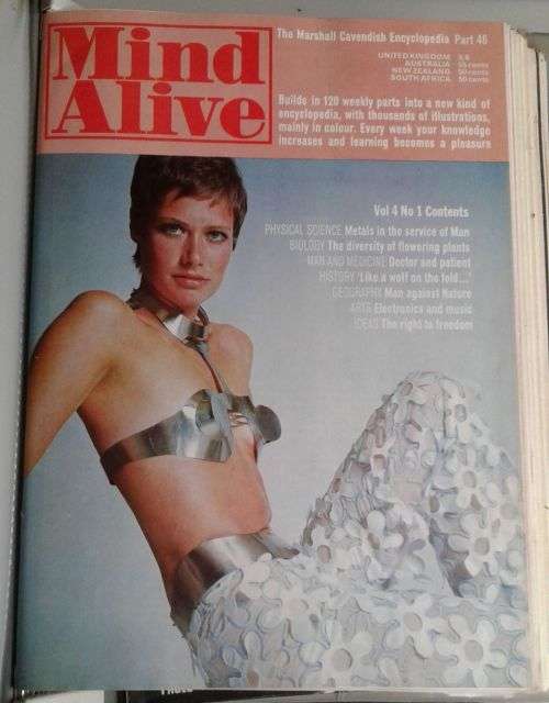 7 x Mind Alive Encyclopedia files