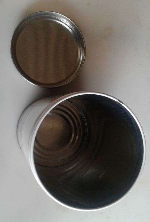 Delicious chocolate wafer sticks tin