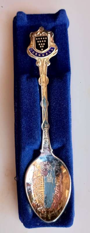 Exquisite Cornwall silver plated souvenir spoon