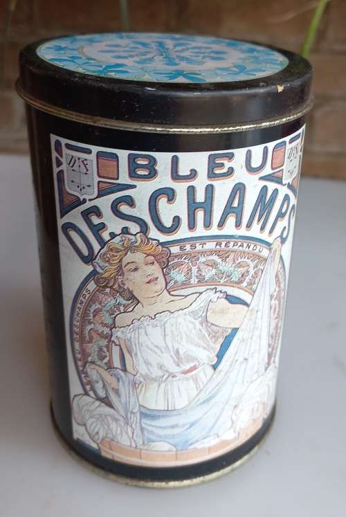 Bleu Deschamps tin