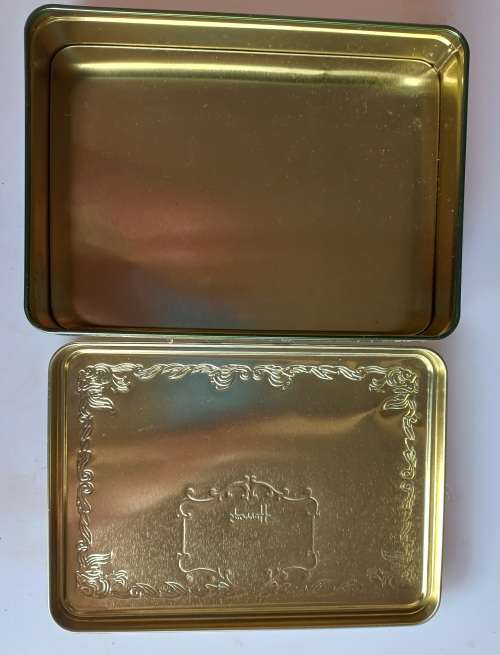 Harrods fudge selection tin