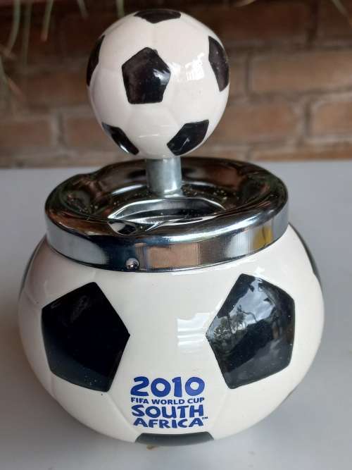 2010 Fifa world cup soccer ashtray