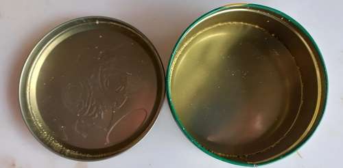 Santa Edwiges butter cookies tin