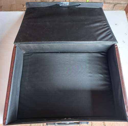 Casette cary case