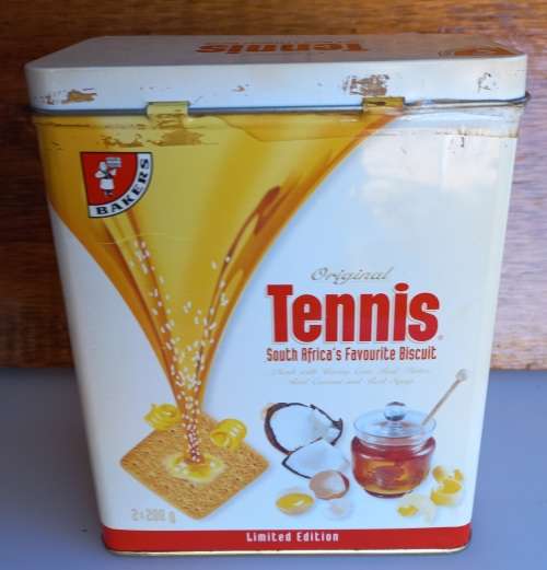 Tennis biscuit tin