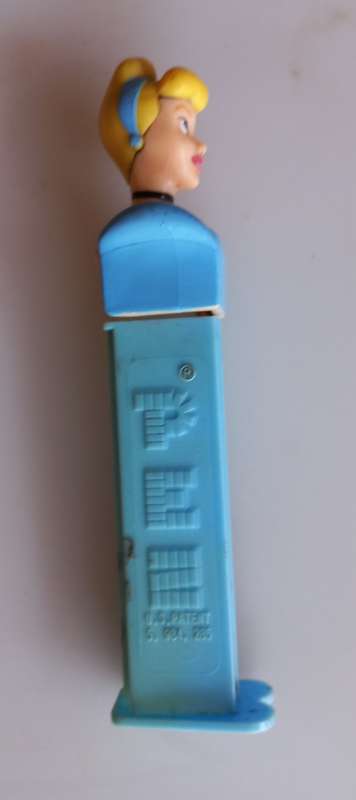 Pez dispenser