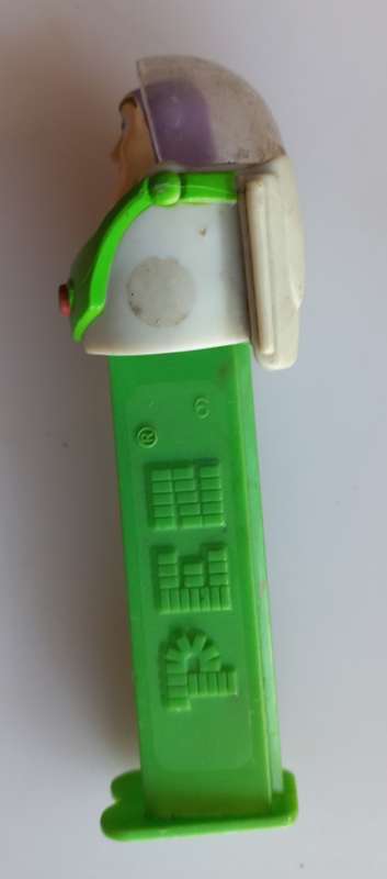 Pez dispenser