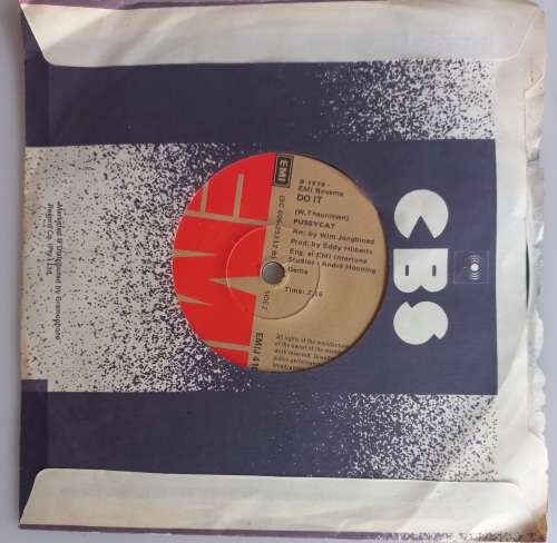 Seven single: Pussycat Do it and Mississippi